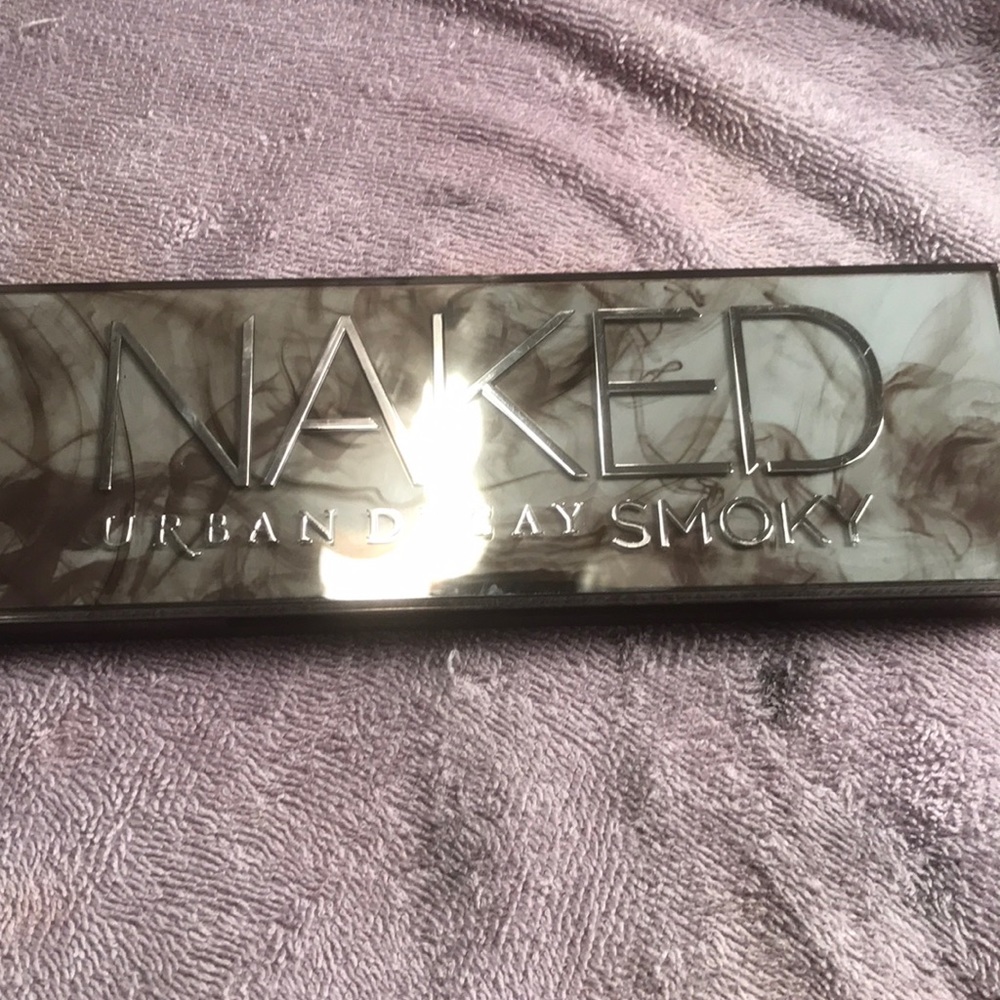 Urban decay smoky palette